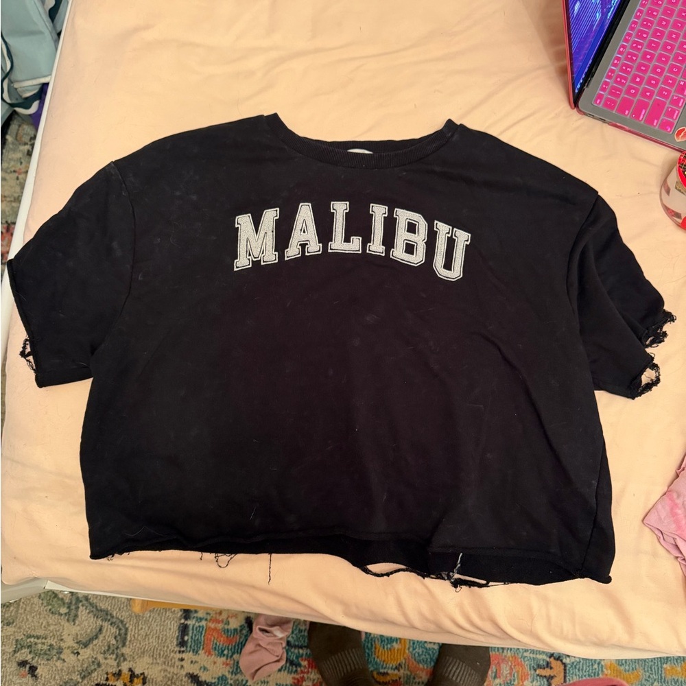 Francesca's Collections Black 'Malibu' Cropped Short Sleeve Tee